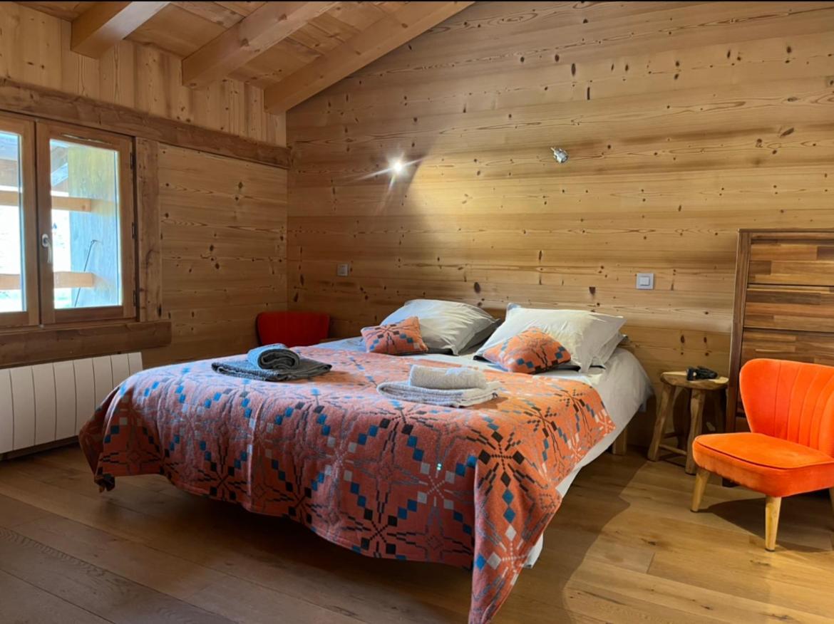 Le Chalet Du Cret - 8 Pers, Tout Confort Avec Jacuzzi Notre-Dame-de-Bellecombe Bagian luar foto